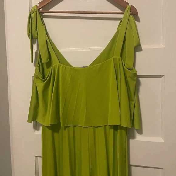 Green pleated crop maxi - Picture 9 of 10